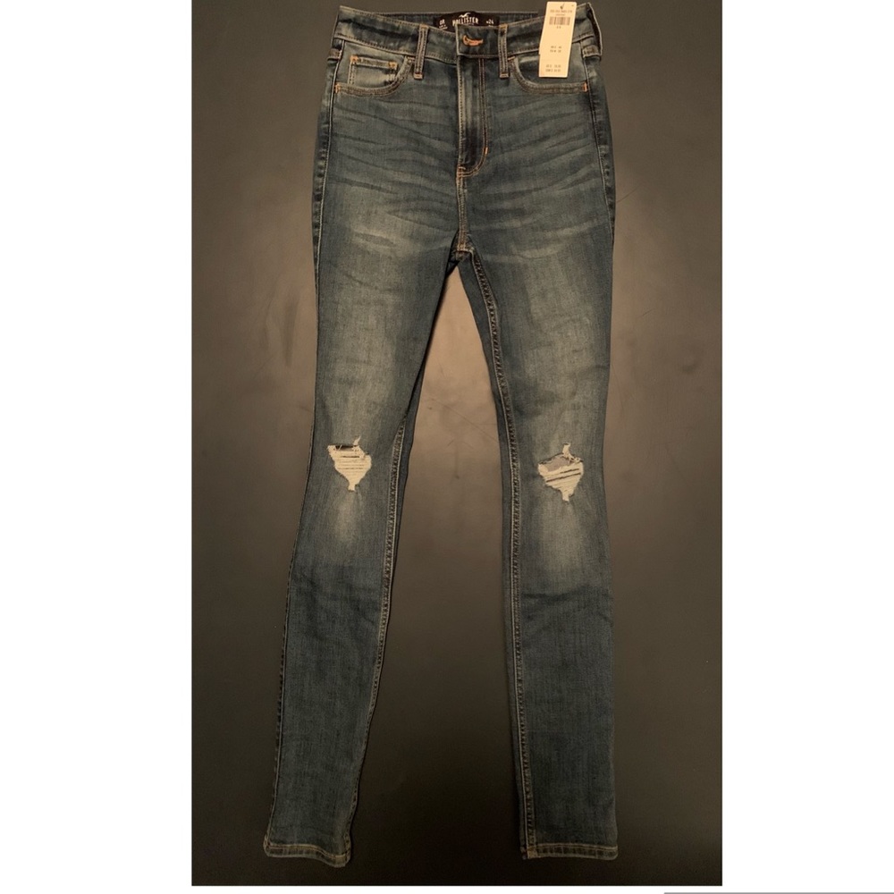 Hollister Ultra HR Super Skinny Ripped Jeans